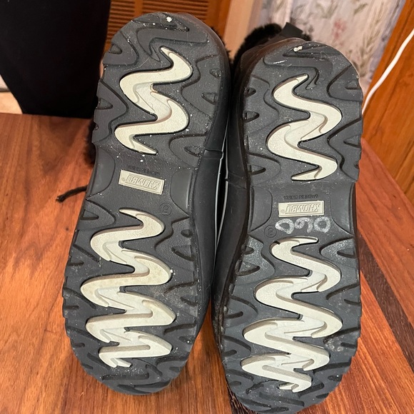 Fuzzy snow boots - Picture 5 of 8